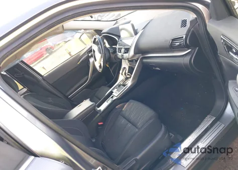 2018 Mitsubishi Eclipse Cross Se/Sel z USA, uszkodzony, nr VIN JA4AT5AA8JZ069574